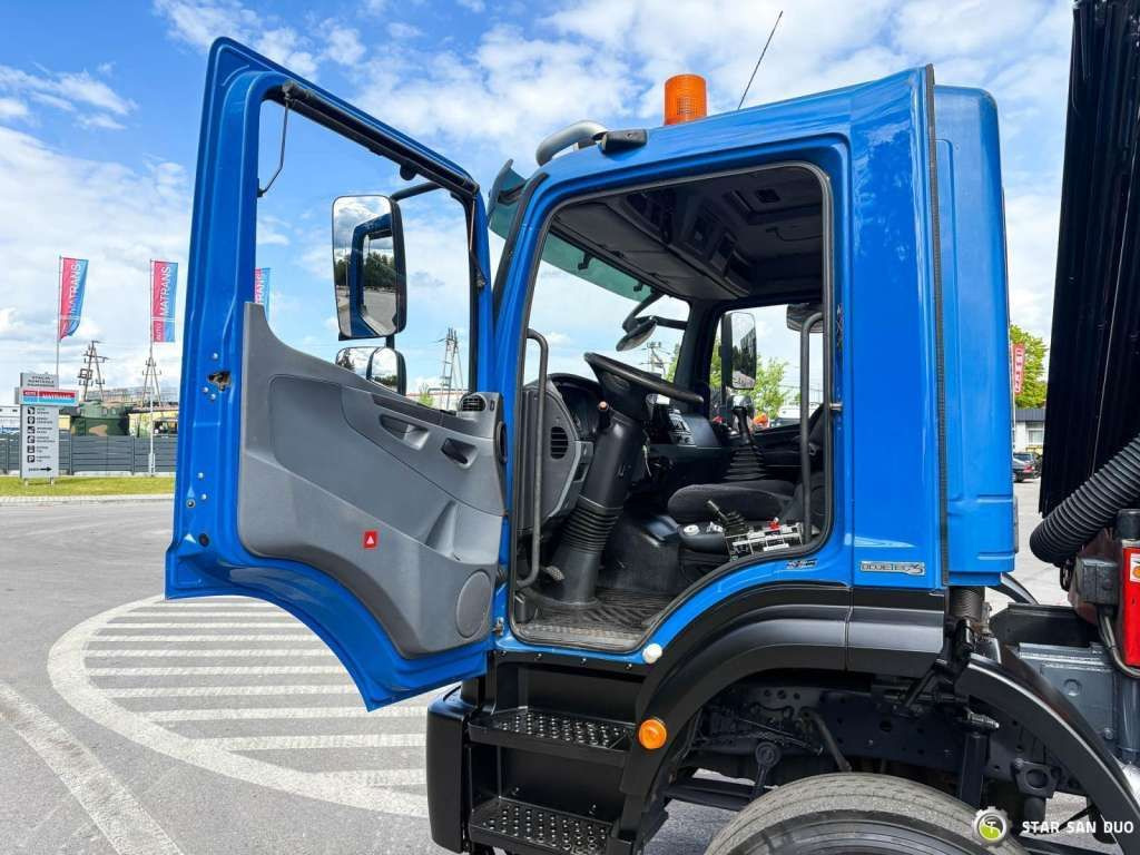 Tipper Mercedes-Benz  AXOR 1833 4x4 Palfinger PK 22002 EH Crane Winch: picture 9