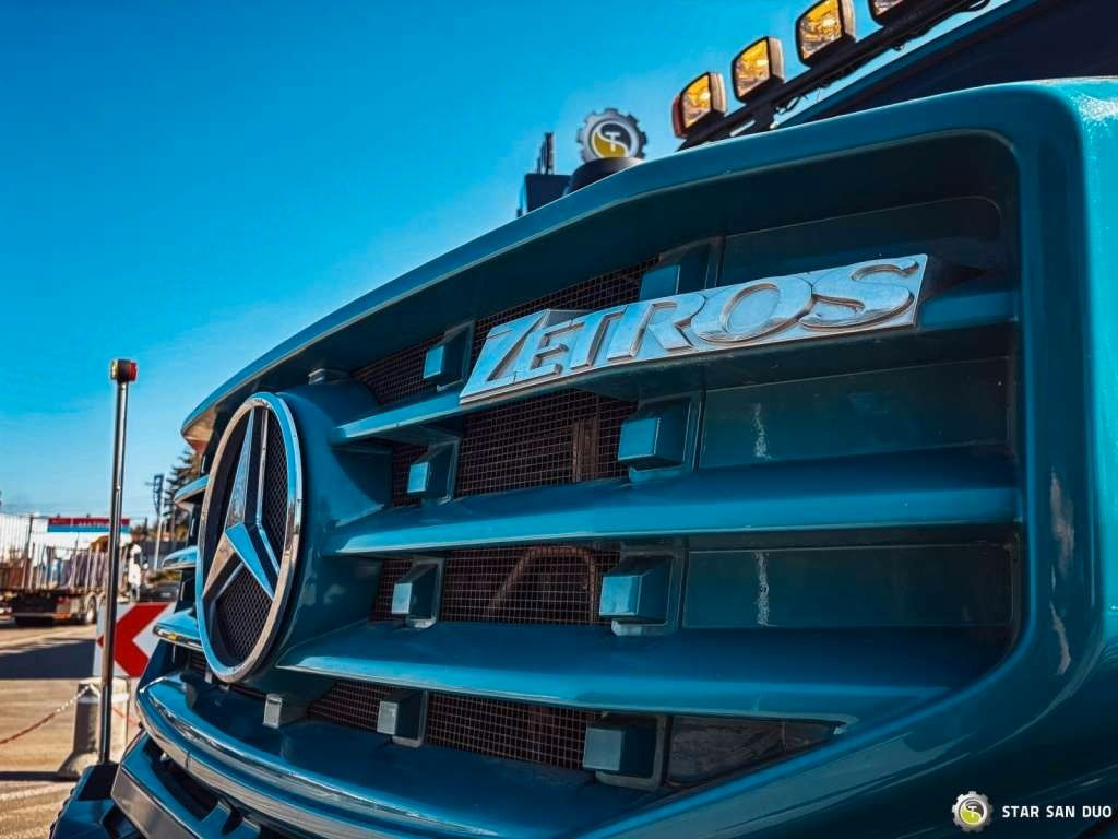 Cab chassis truck Mercedes-Benz Zetros 1833 4x4 Kipper Camper Chassis: picture 26