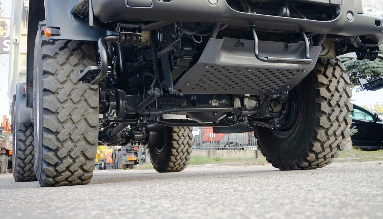 Crane truck : picture 6 Crane truck : picture 6