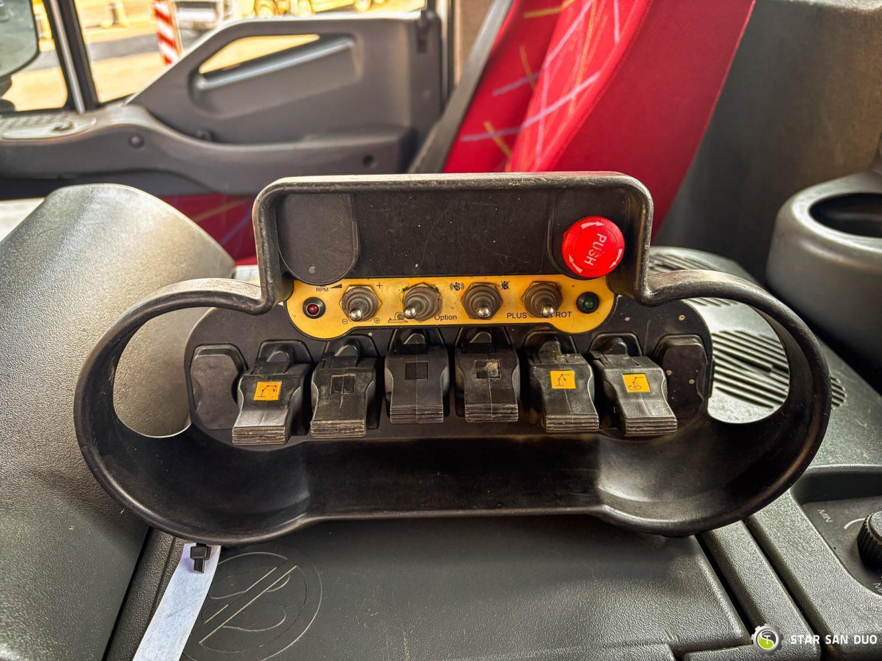 Crane truck : picture 20