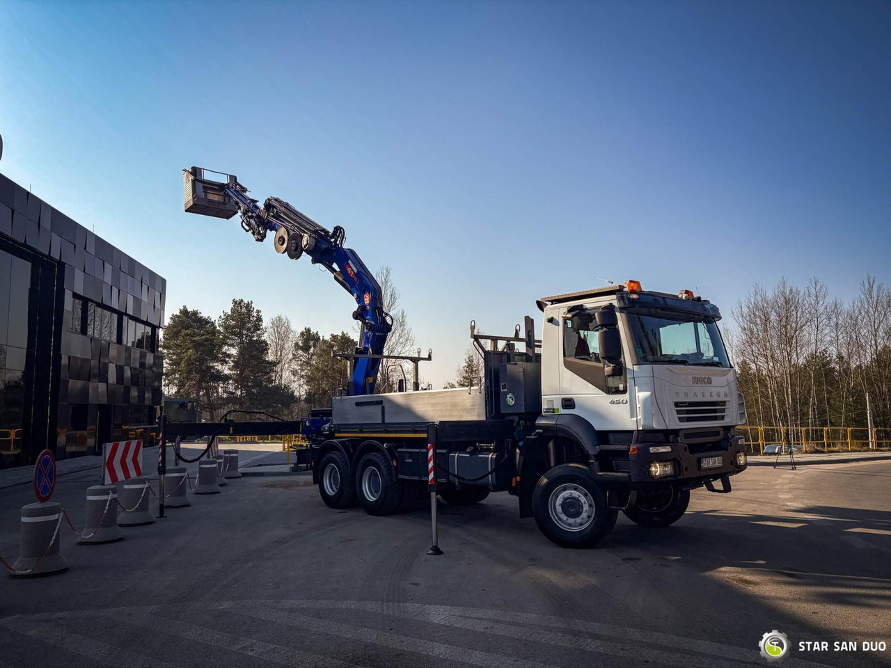 Crane truck : picture 12