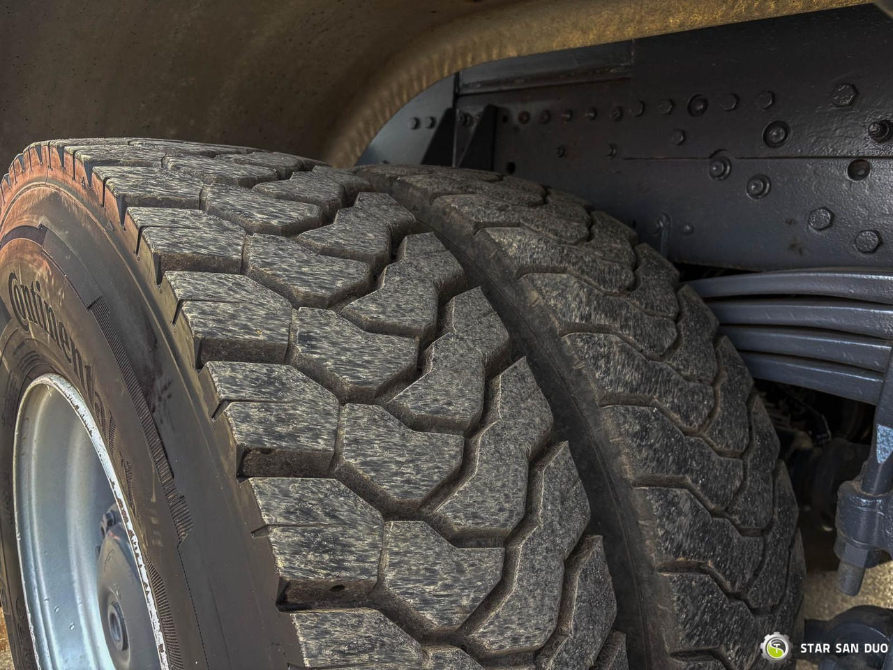 Crane truck : picture 26 Crane truck : picture 26