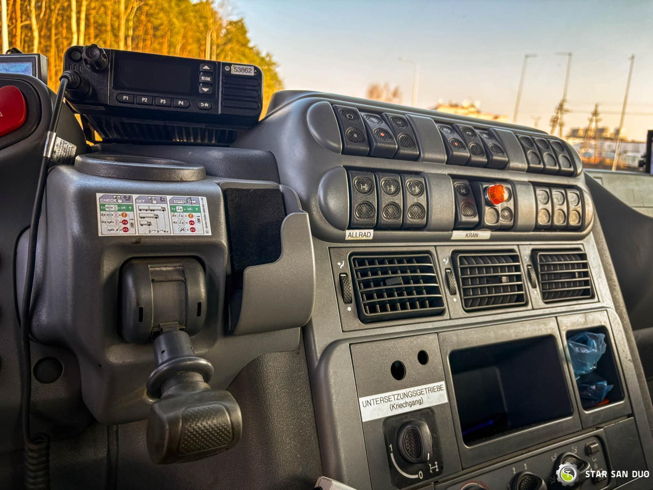 Crane truck : picture 17