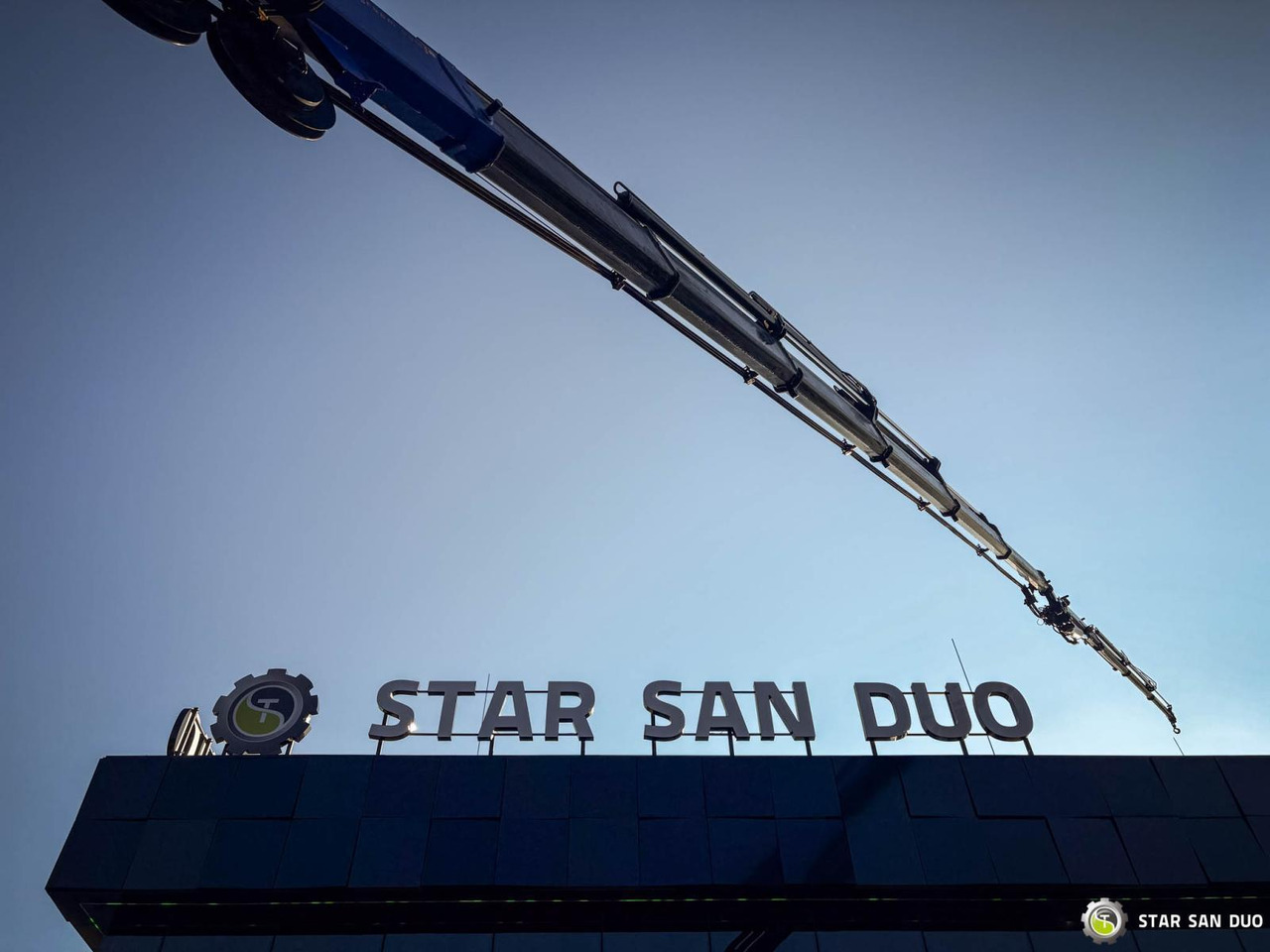 Crane truck : picture 29