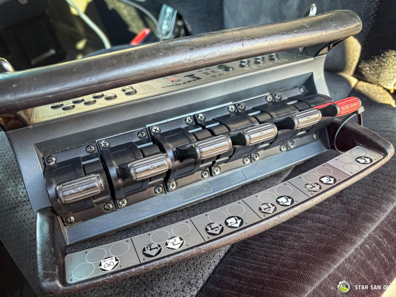 Crane truck : picture 19