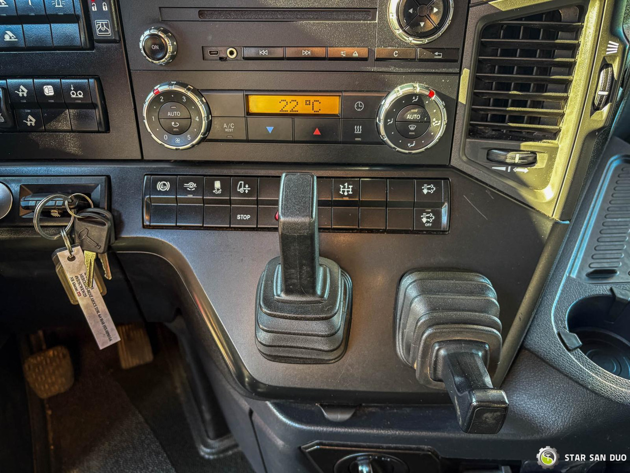 Crane truck : picture 14