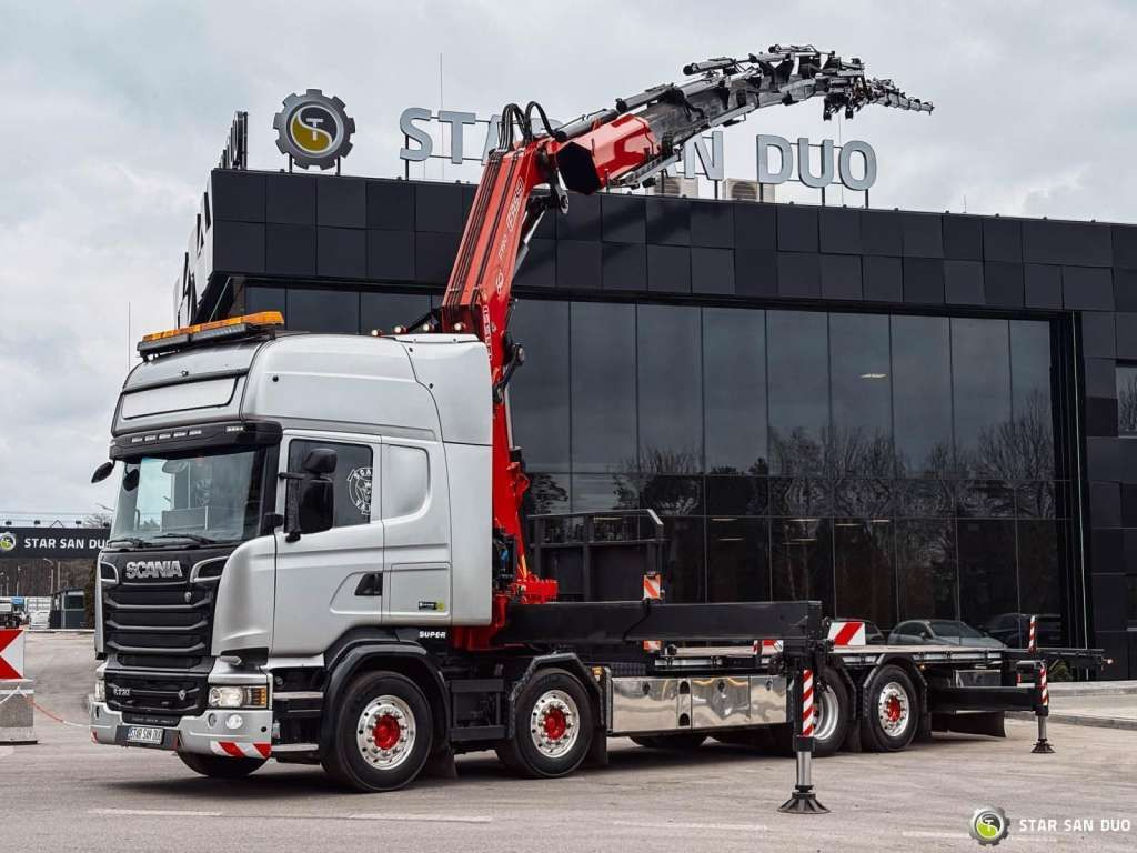 Scania R730 8x2 Fassi F990 Fly Jib 30m Crane Euro 6 - Crane truck: picture 1 Scania R730 8x2 Fassi F990 Fly Jib 30m Crane Euro 6 - Crane truck: picture 1
