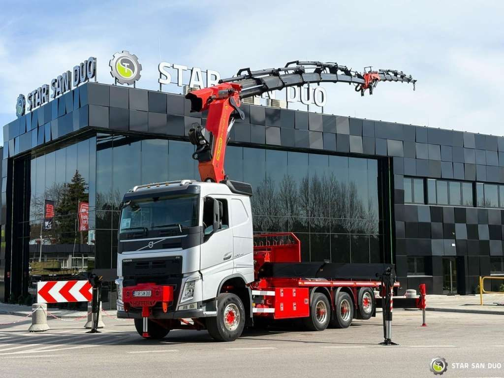 Volvo FH 500 8x4*4 PK65002 Fly JIB Crane 7456 h Winch - Tractor unit: picture 2 Volvo FH 500 8x4*4 PK65002 Fly JIB Crane 7456 h Winch - Tractor unit: picture 2