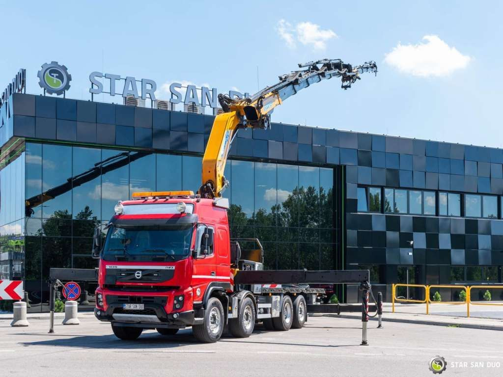 Volvo FMX 500 8x2 Effer 585 Fly Jib Winch Crane Kran - Crane truck: picture 1 Volvo FMX 500 8x2 Effer 585 Fly Jib Winch Crane Kran - Crane truck: picture 1