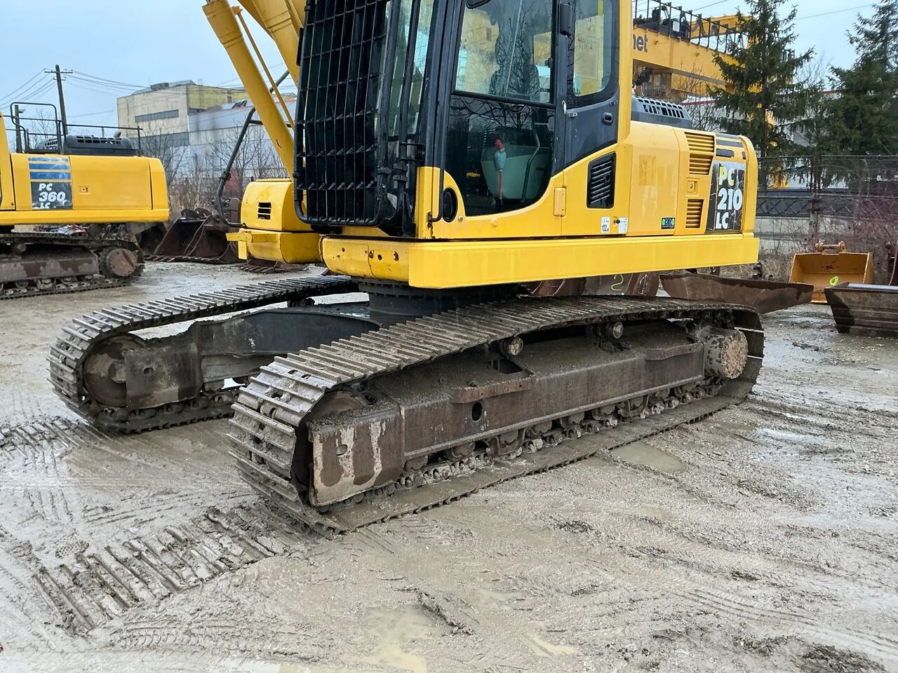 KOMATSU KOMATSU PC 210 LC-8 - Crawler excavator: picture 2 KOMATSU KOMATSU PC 210 LC-8 - Crawler excavator: picture 2