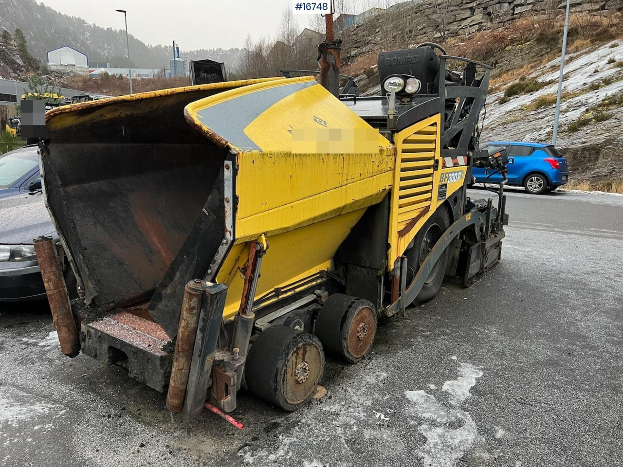 Bomag BF 300P - Asphalt machine: picture 1 Bomag BF 300P - Asphalt machine: picture 1