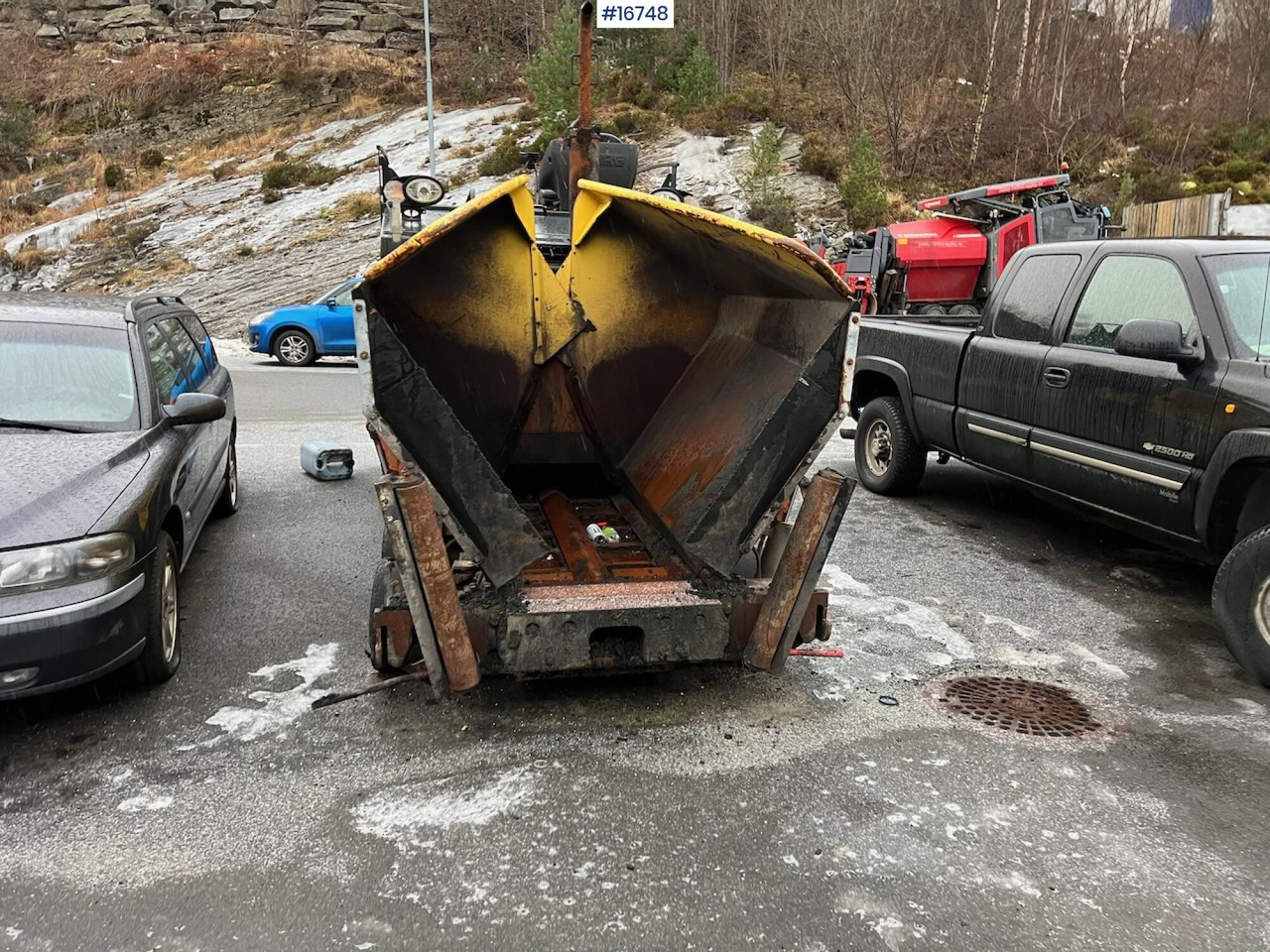 Bomag BF 300P - Asphalt machine: picture 2 Bomag BF 300P - Asphalt machine: picture 2