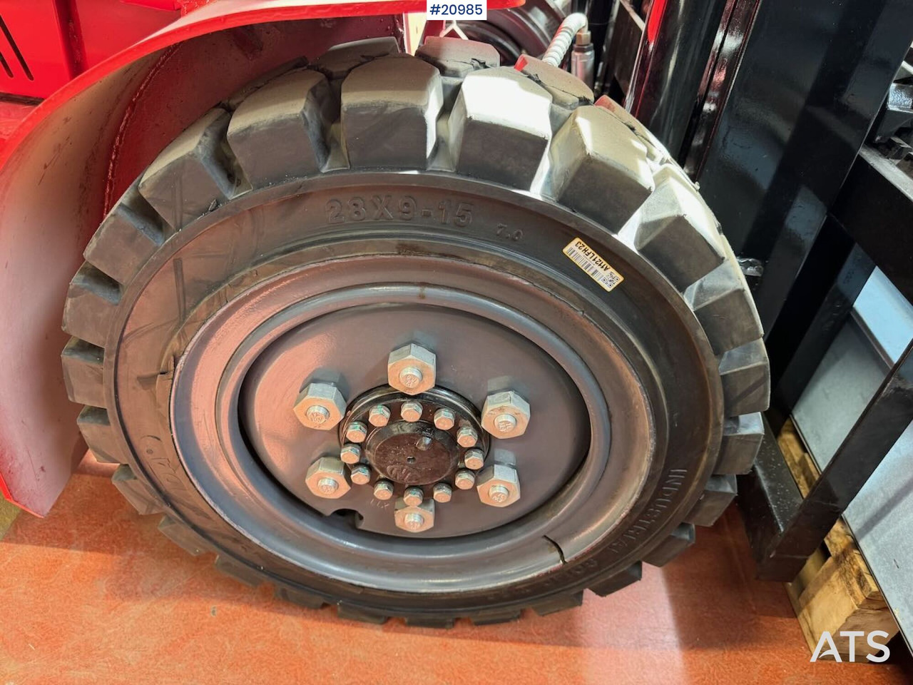 Electric forklift CPD- 35 MotvektstrucK: picture 10