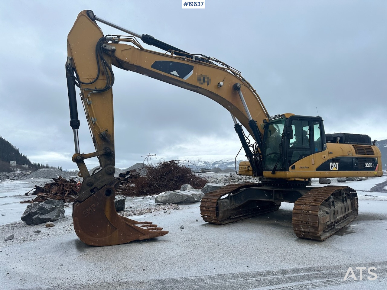Caterpillar 300D - Excavator: picture 2 Caterpillar 300D - Excavator: picture 2