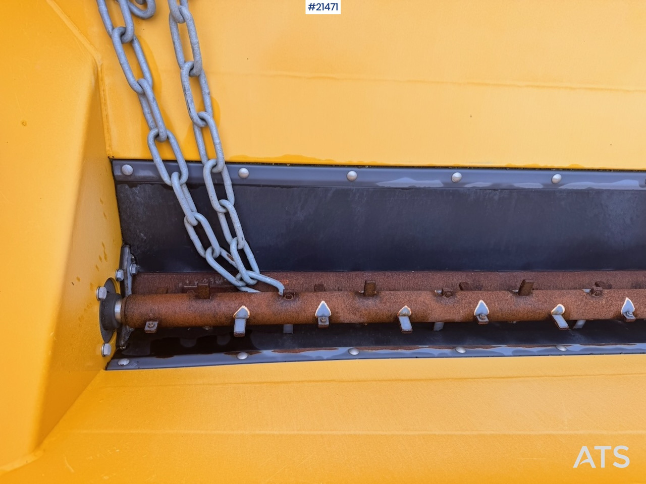 Epoke TKB12-280 - Sand/ Salt spreader: picture 3 Epoke TKB12-280 - Sand/ Salt spreader: picture 3