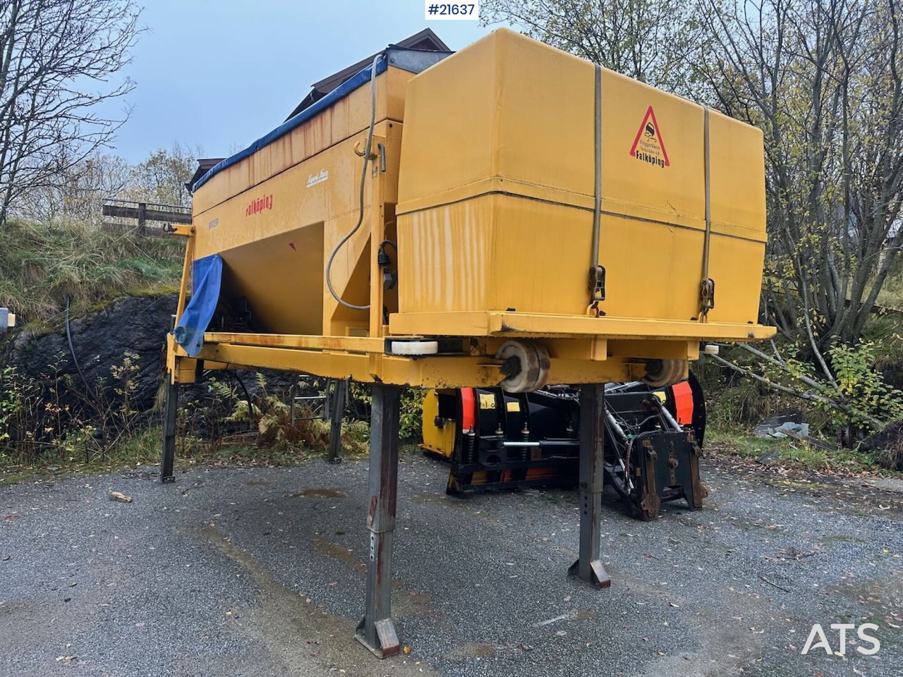 Falköping 2010 Falköping mixer C-7 - Sand/ Salt spreader: picture 2 Falköping 2010 Falköping mixer C-7 - Sand/ Salt spreader: picture 2