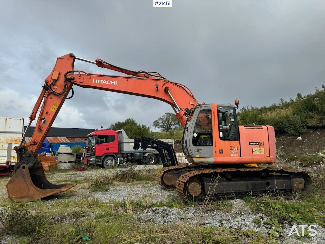 Hitachi ZX225 US - Crawler excavator: picture 2 Hitachi ZX225 US - Crawler excavator: picture 2
