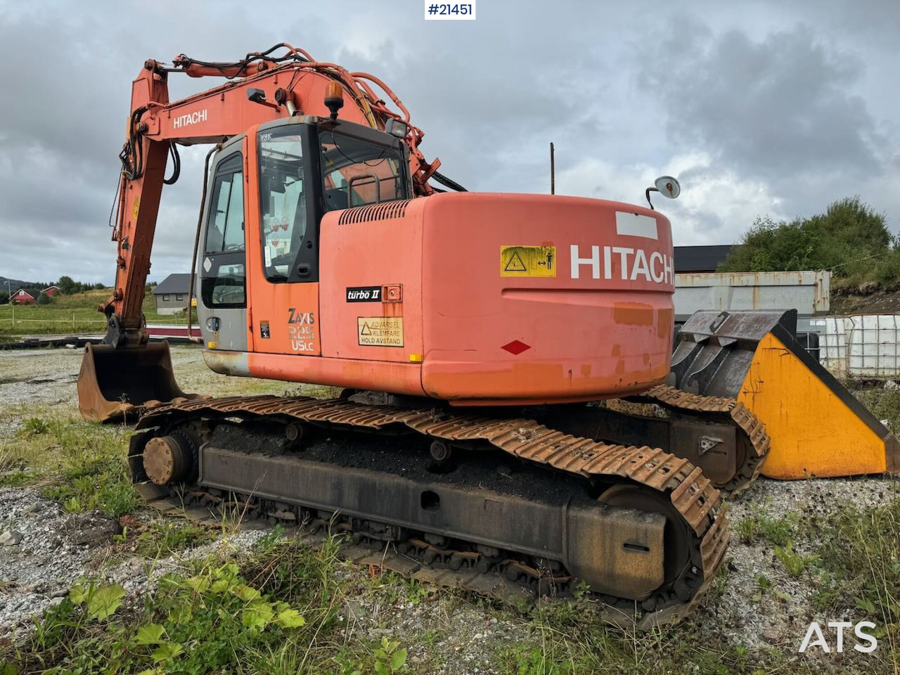 Hitachi ZX225 US - Crawler excavator: picture 3 Hitachi ZX225 US - Crawler excavator: picture 3