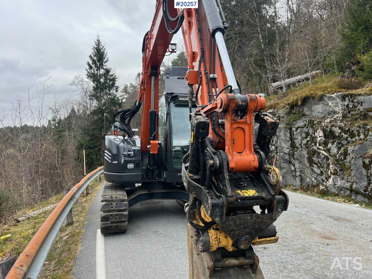 Excavator Hitachi ZX85 US-6: picture 13