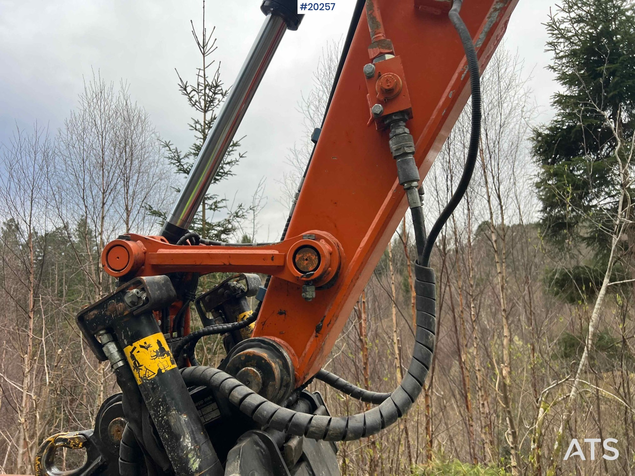 Excavator Hitachi ZX85 US-6: picture 27