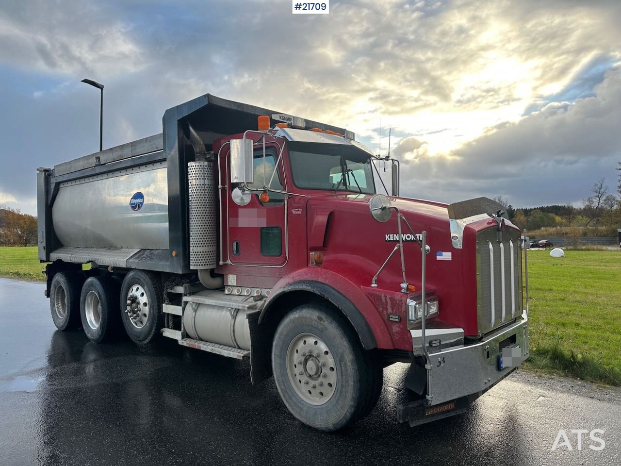 Kenworth 2005 KENWORTH T800 tippbil 8x4 m/ Rhodes påbygg, kompressor, vibrator i kassen. Høy lasteevne! SE VIDEO. - Tipper: picture 5 Kenworth 2005 KENWORTH T800 tippbil 8x4 m/ Rhodes påbygg, kompressor, vibrator i kassen. Høy lasteevne! SE VIDEO. - Tipper: picture 5