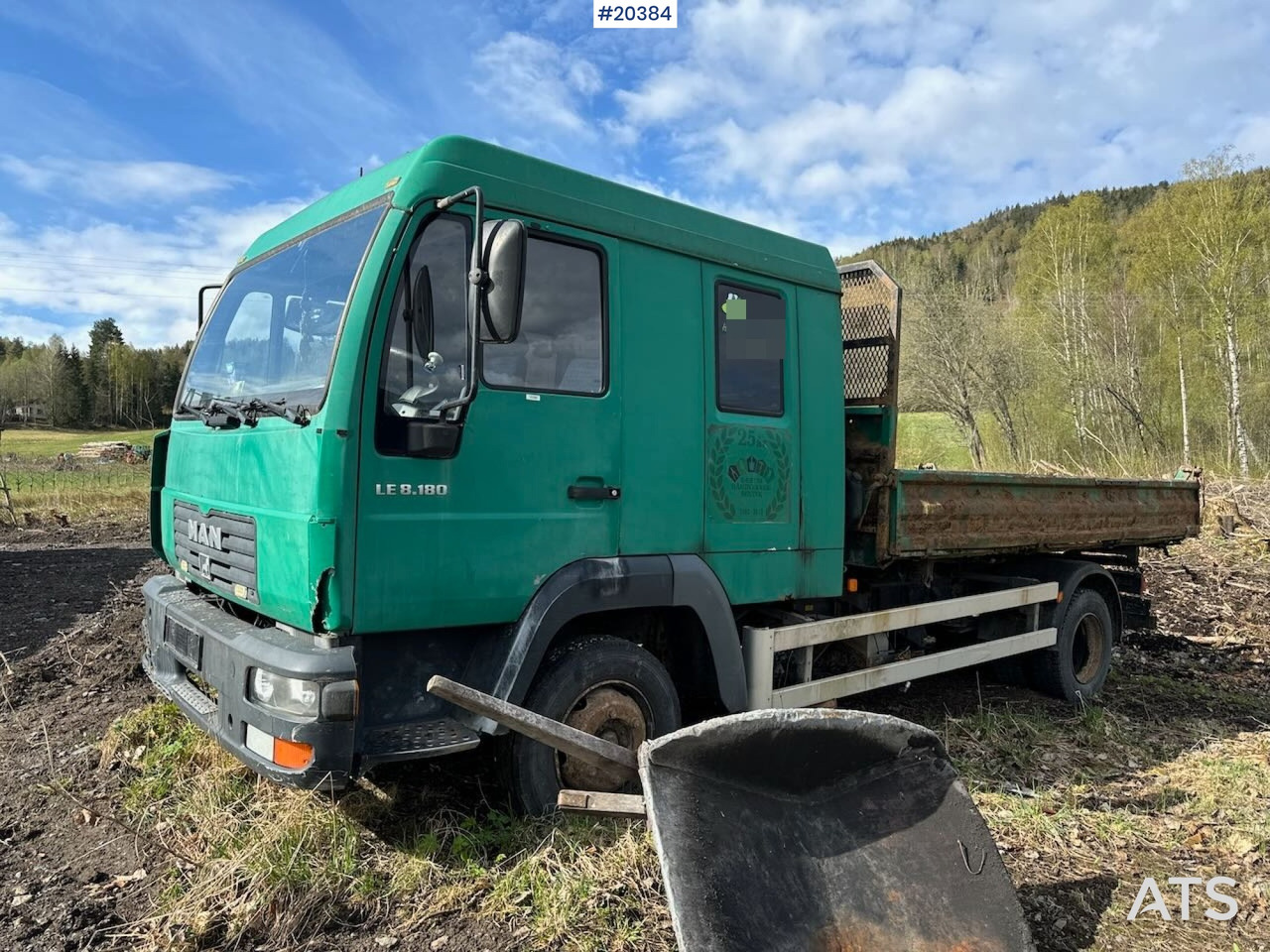 MAN LE8.180 - Dropside/ Flatbed truck: picture 1 MAN LE8.180 - Dropside/ Flatbed truck: picture 1