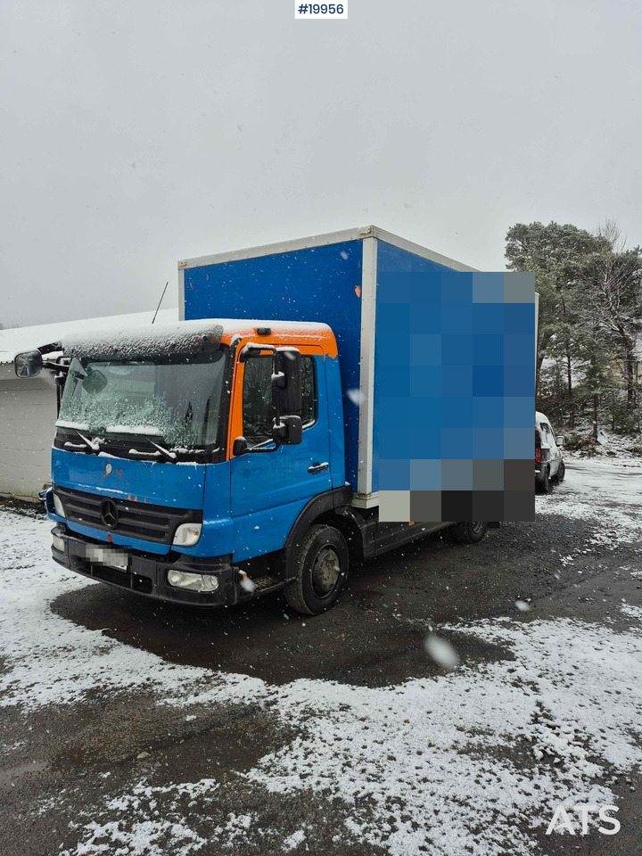 Mercedes 818 - Box truck: picture 1 Mercedes 818 - Box truck: picture 1
