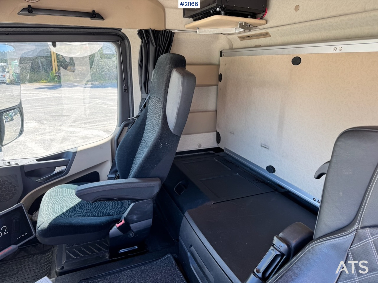 Tank truck Mercedes Actros 2553: picture 46 Tank truck Mercedes Actros 2553: picture 46