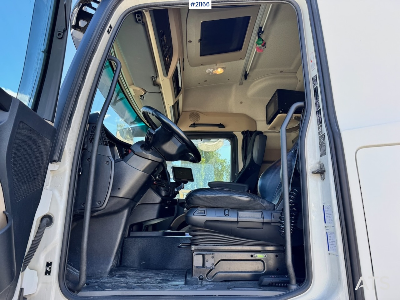 Tank truck Mercedes Actros 2553: picture 45 Tank truck Mercedes Actros 2553: picture 45