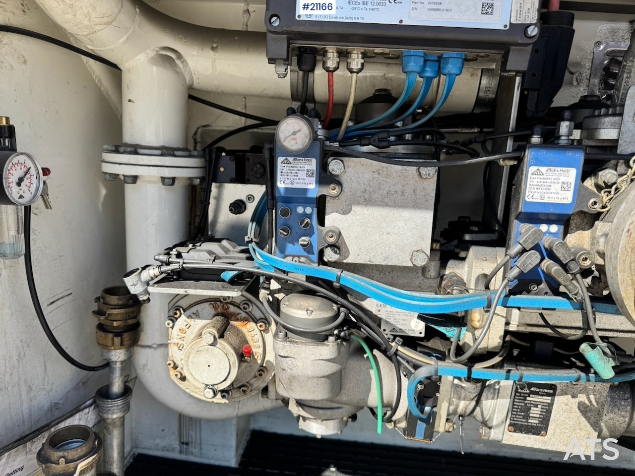 Tank truck Mercedes Actros 2553: picture 34 Tank truck Mercedes Actros 2553: picture 34