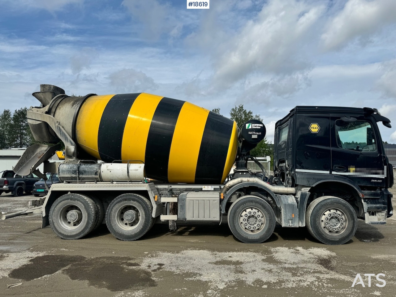 Concrete mixer truck Mercedes Arocs 3246: picture 6