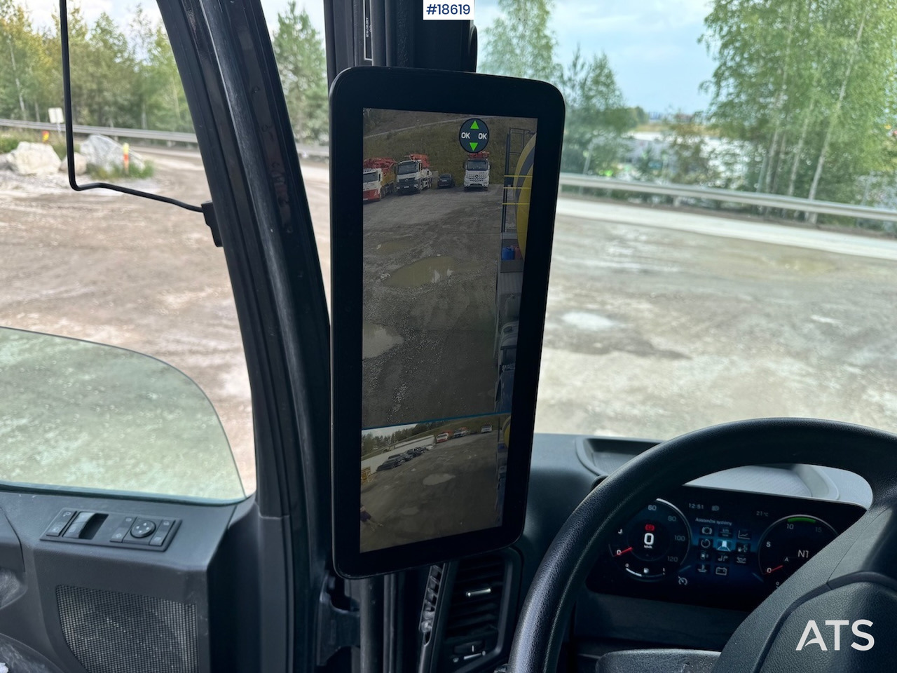 Concrete mixer truck Mercedes Arocs 3246: picture 26