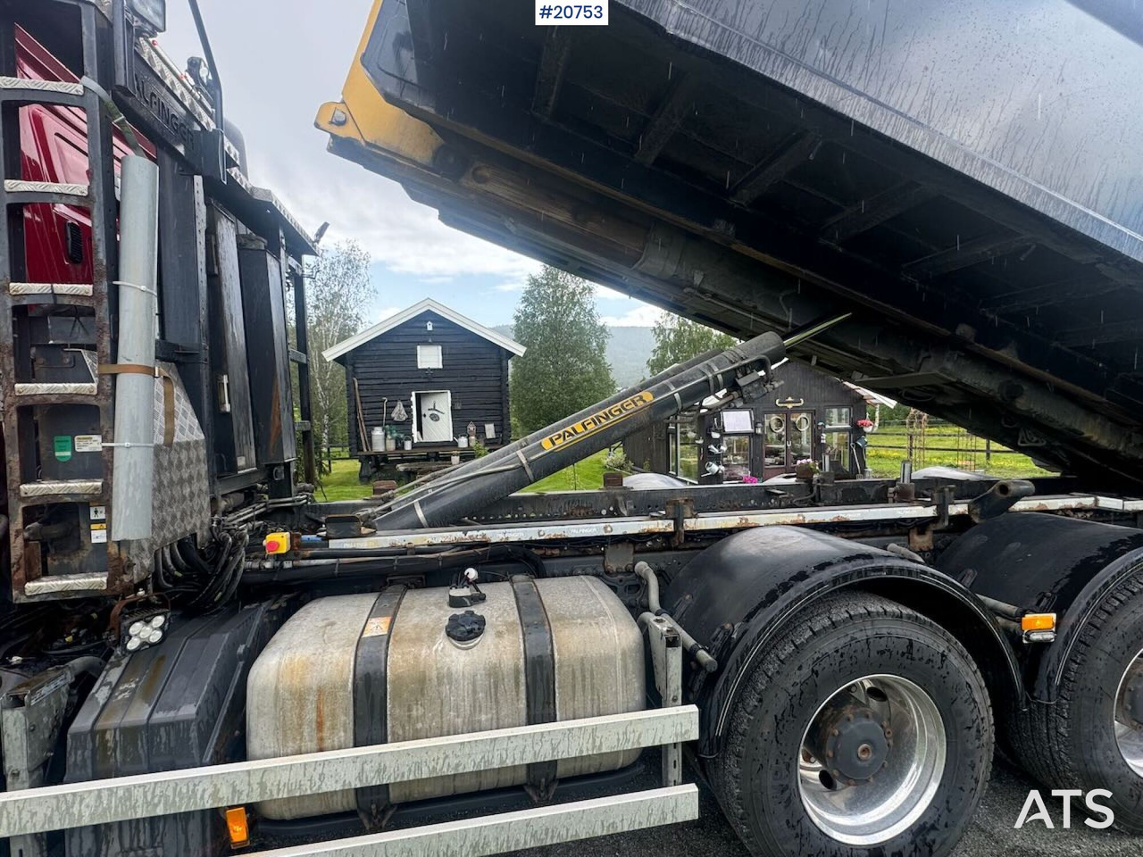 Hook lift truck Mercedes Arocs 3258: picture 18