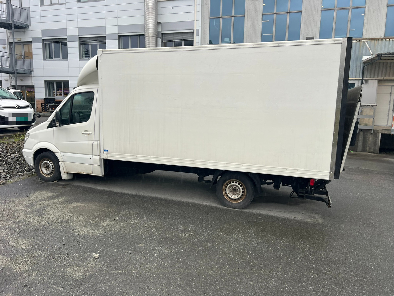 Mercedes Varebil - Box truck: picture 4 Mercedes Varebil - Box truck: picture 4