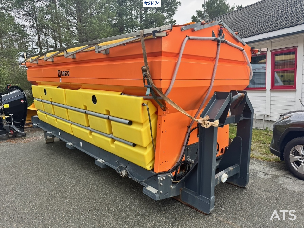 Rasco L5800 - Sand/ Salt spreader: picture 1 Rasco L5800 - Sand/ Salt spreader: picture 1