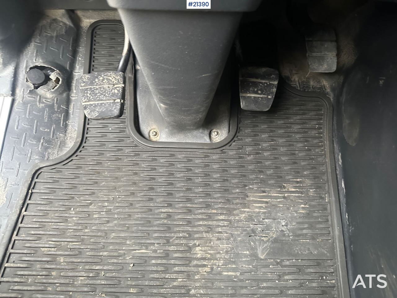 Tank truck Scania R380 6x2 tankbil m/ eurotank påbygg: picture 18 Tank truck Scania R380 6x2 tankbil m/ eurotank påbygg: picture 18