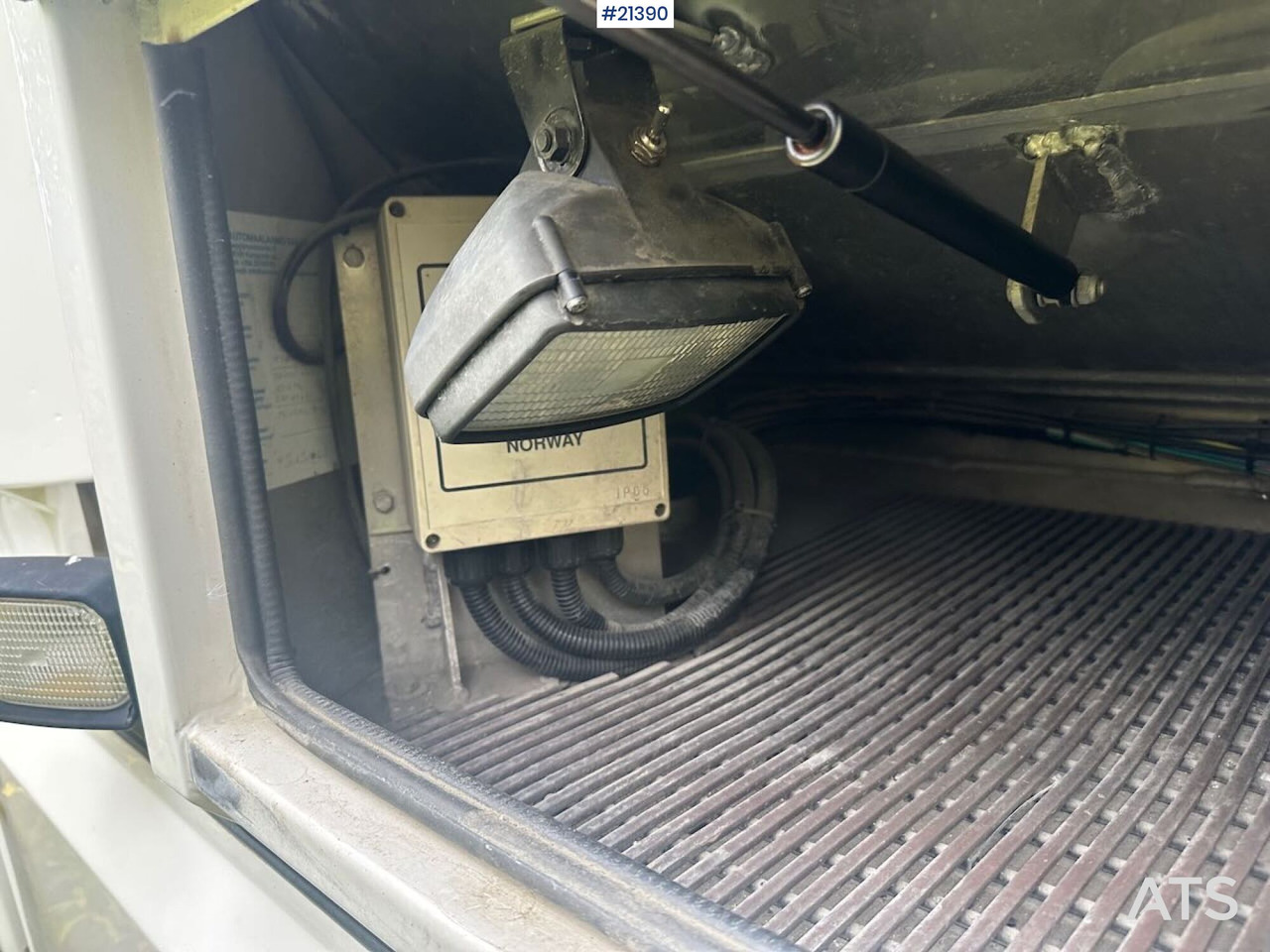 Tank truck Scania R380 6x2 tankbil m/ eurotank påbygg: picture 31 Tank truck Scania R380 6x2 tankbil m/ eurotank påbygg: picture 31