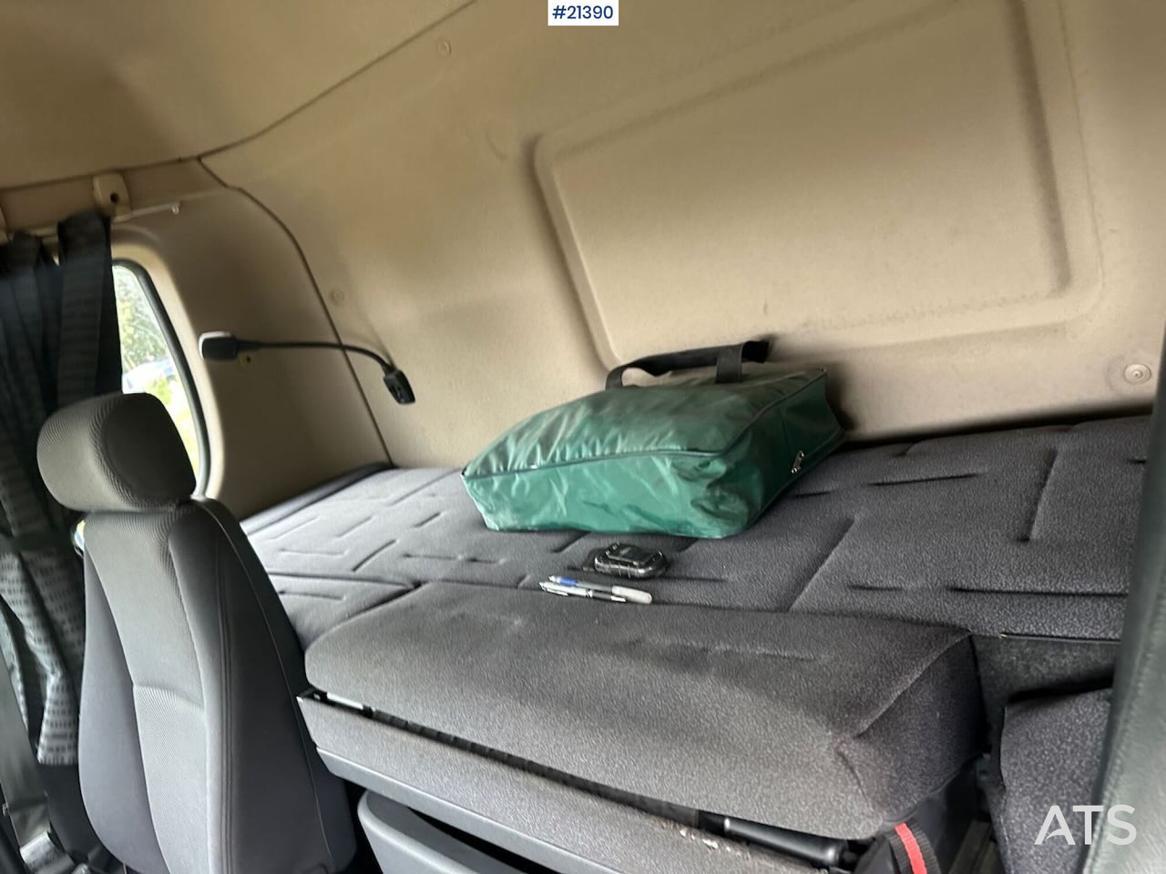 Tank truck Scania R380 6x2 tankbil m/ eurotank påbygg: picture 11 Tank truck Scania R380 6x2 tankbil m/ eurotank påbygg: picture 11