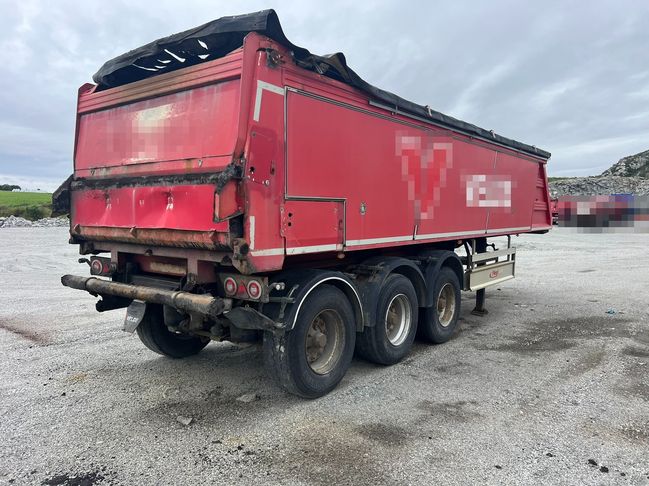 Fliegl Fahrzeugbau ass 372 Asfalt semi m/ Push off system og El.kapell - Semi-trailer, Asphalt machine: picture 2 Fliegl Fahrzeugbau ass 372 Asfalt semi m/ Push off system og El.kapell - Semi-trailer, Asphalt machine: picture 2