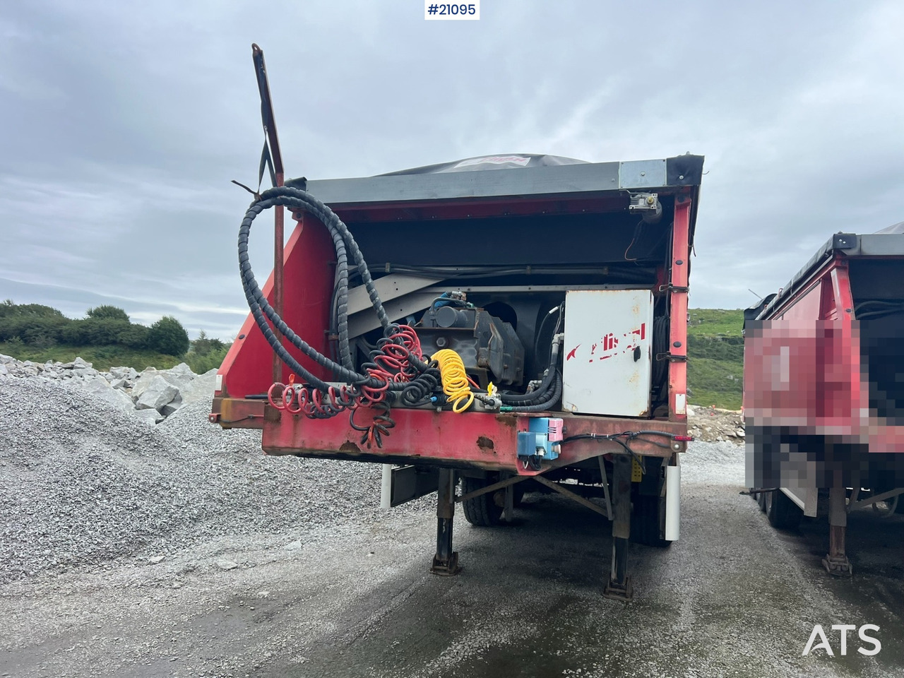 Fliegl Fahrzeugbau ass 3725 Asfaltsemi m/ Push off system og El.kapell - Semi-trailer, Asphalt machine: picture 2 Fliegl Fahrzeugbau ass 3725 Asfaltsemi m/ Push off system og El.kapell - Semi-trailer, Asphalt machine: picture 2