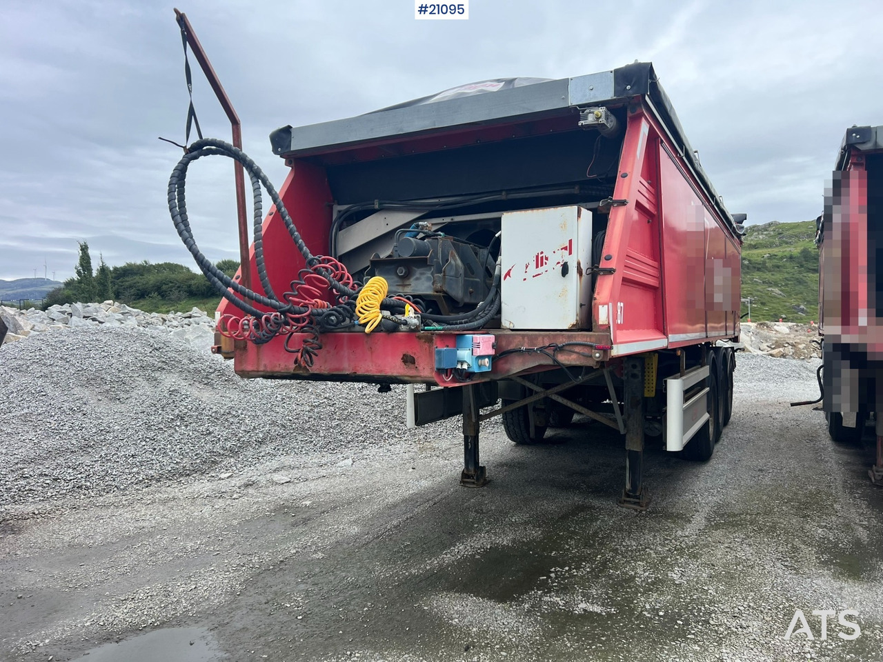 Fliegl Fahrzeugbau ass 3725 Asfaltsemi m/ Push off system og El.kapell - Semi-trailer, Asphalt machine: picture 1 Fliegl Fahrzeugbau ass 3725 Asfaltsemi m/ Push off system og El.kapell - Semi-trailer, Asphalt machine: picture 1