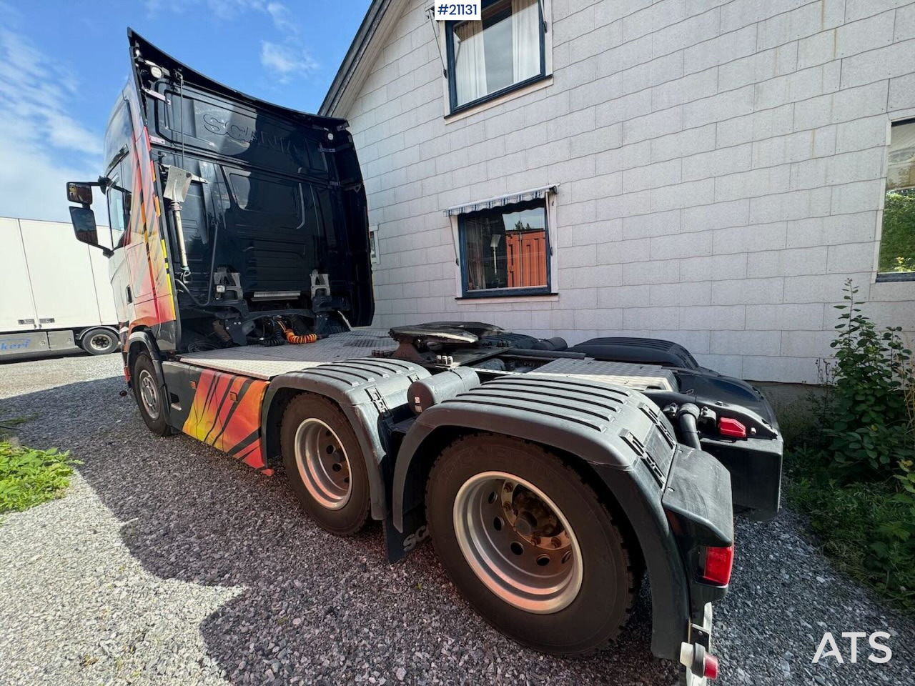 Tractor unit Scania S660: picture 6