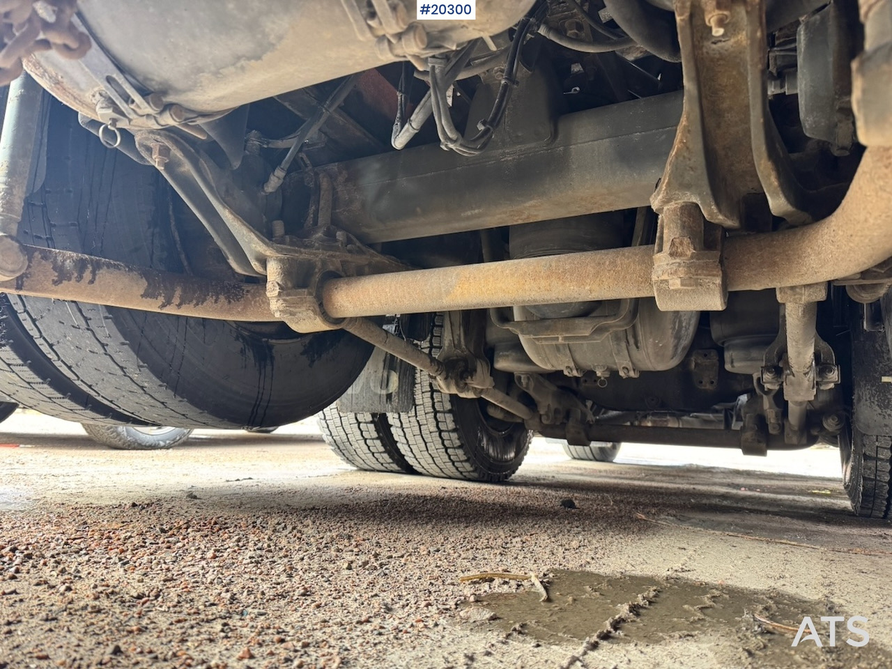 Tractor unit Volvo FH16: picture 12