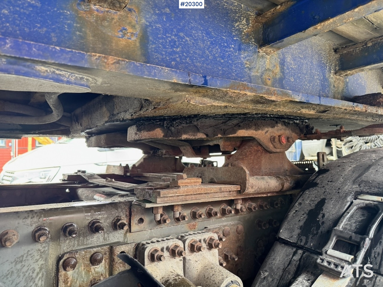 Tractor unit Volvo FH16: picture 13