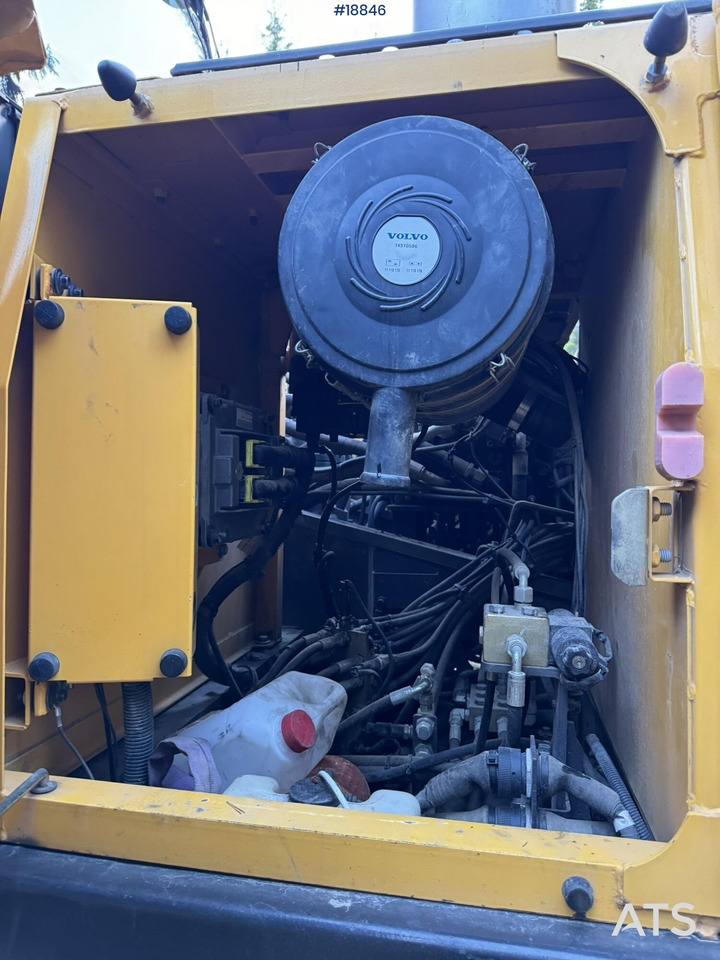 Crawler excavator Volvo EC210CL: picture 30 Crawler excavator Volvo EC210CL: picture 30