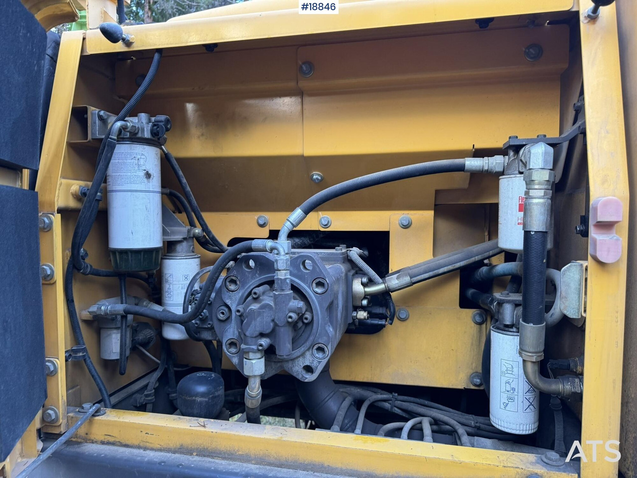 Crawler excavator Volvo EC210CL: picture 33 Crawler excavator Volvo EC210CL: picture 33