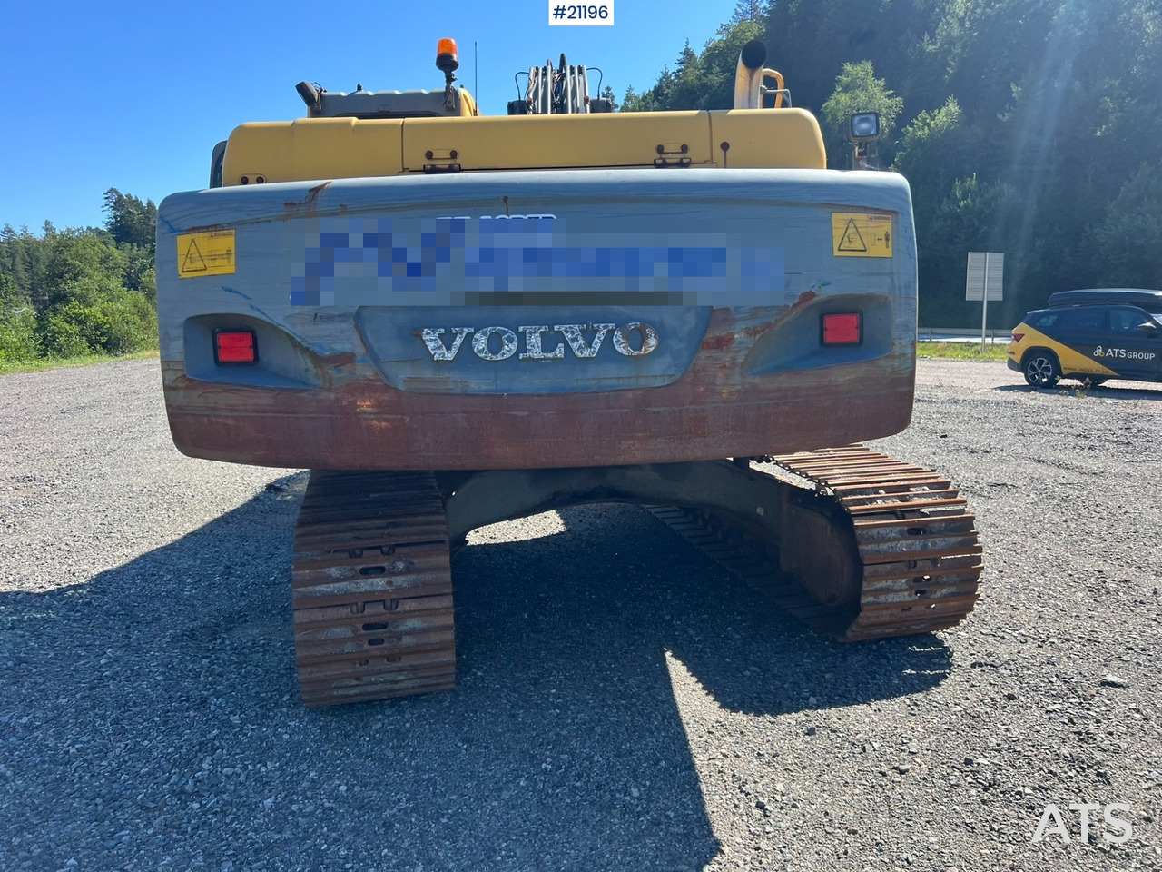 Crawler excavator Volvo EC240: picture 10