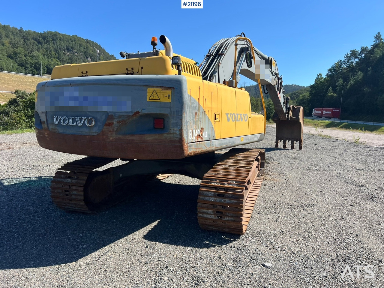 Crawler excavator Volvo EC240: picture 7