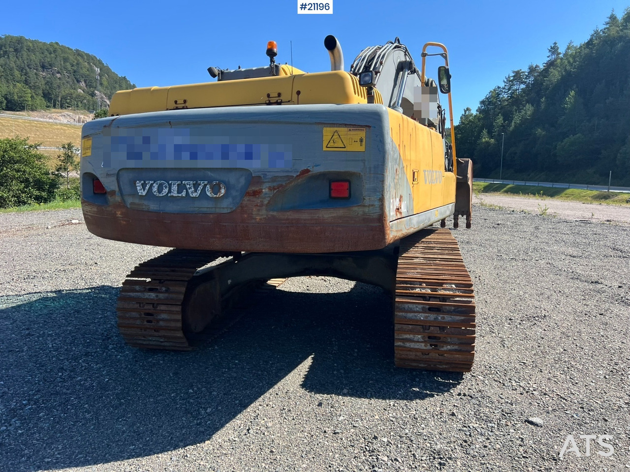 Crawler excavator Volvo EC240: picture 8