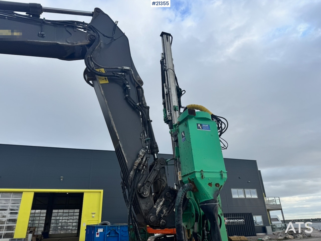 Crawler excavator Volvo EC300 EL: picture 38